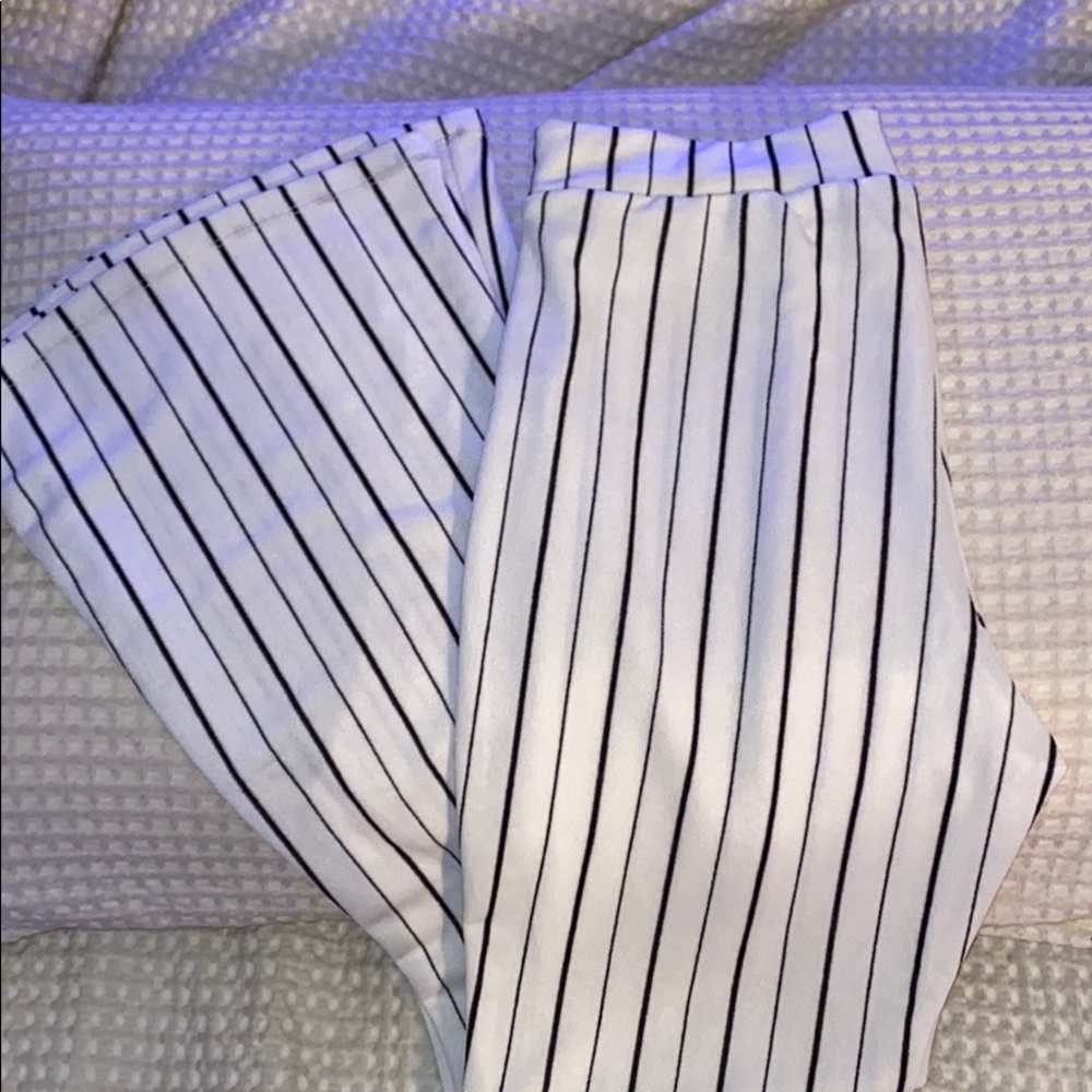black and white stretchy pants